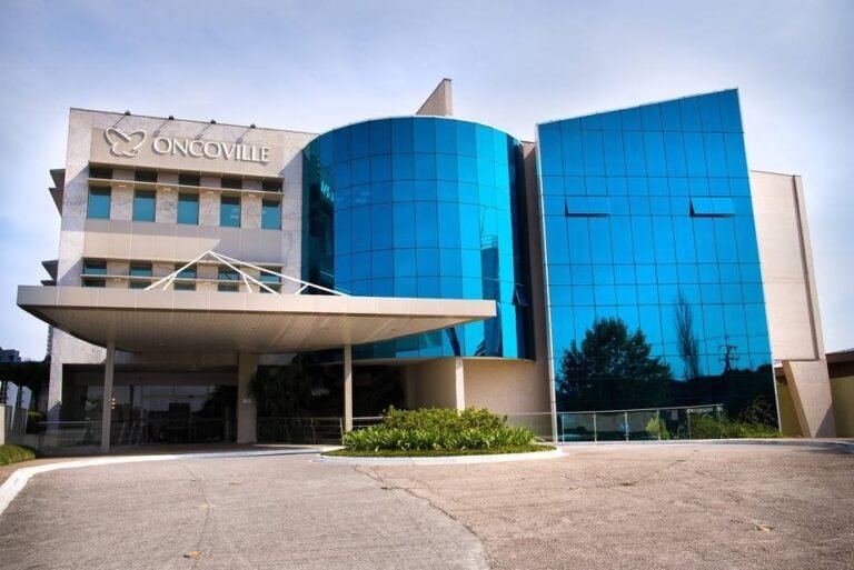 Fachada do IOP Oncoville